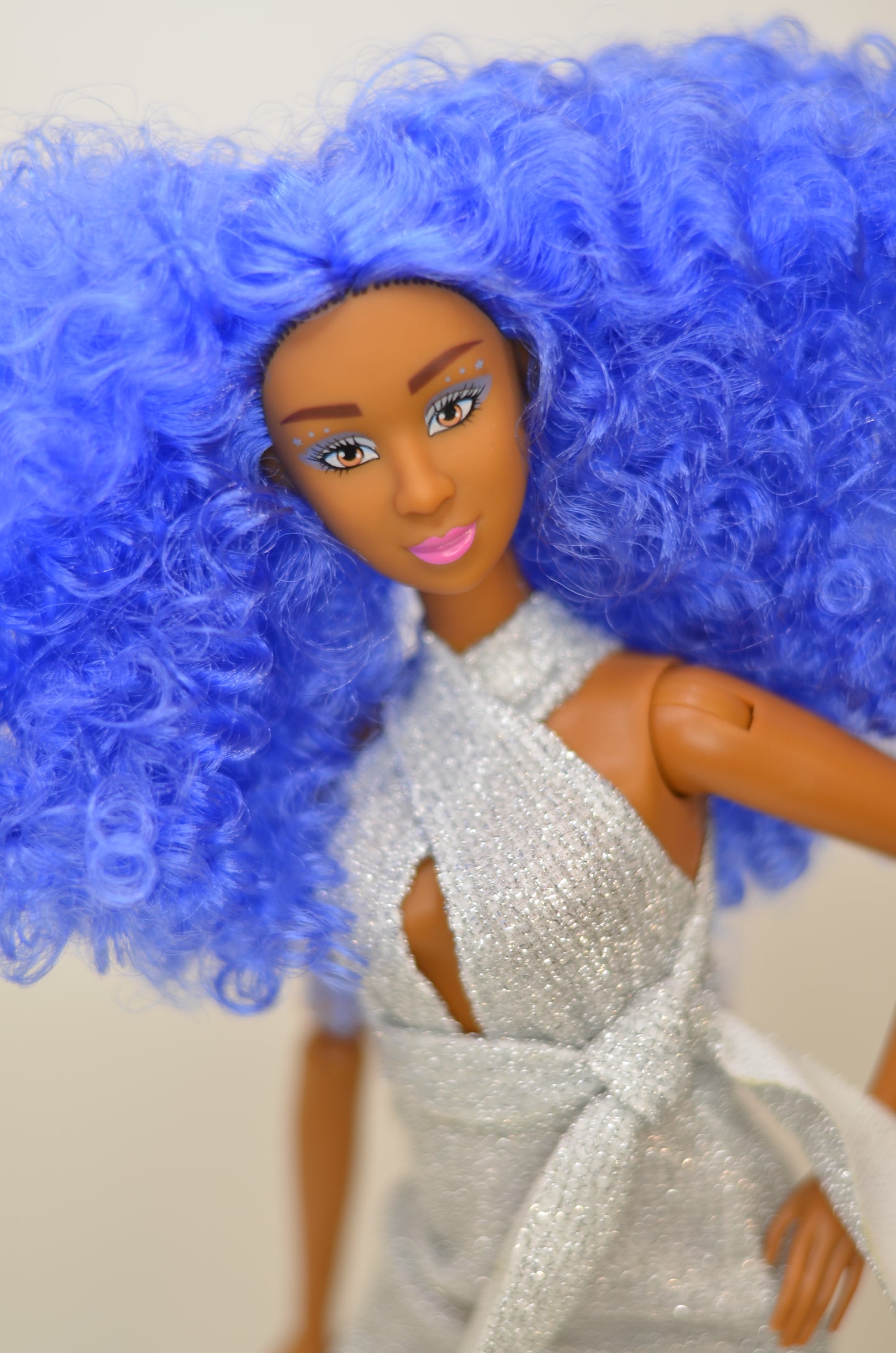 Fresh Dolls with New Fresh Finity Wear Shanell 11.5"