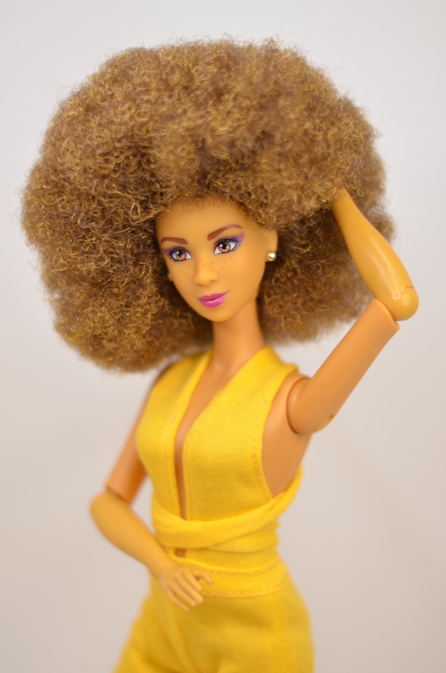 Fresh Dolls with New Fresh Finity Wear Regine 11.5"-OUT OF STOCK