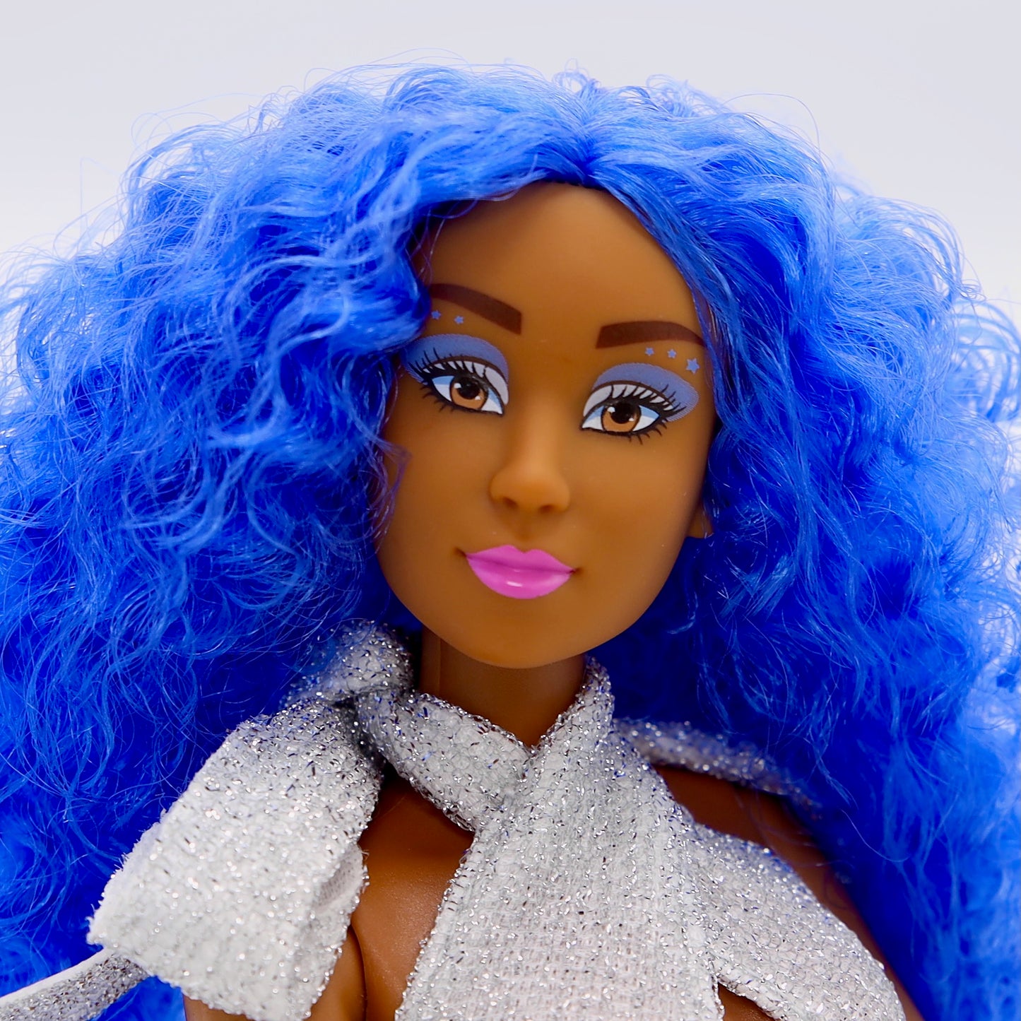 Fresh Dolls with New Fresh Finity Wear Shanell 11.5"