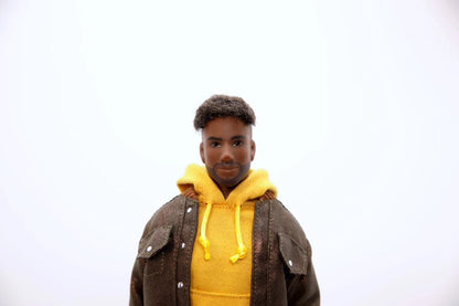 Fresh Squad Platinum Collection 12" Amari – Posable Artist Doll with Authentic Curls, Fashionable Outfit & Collectible Appeal