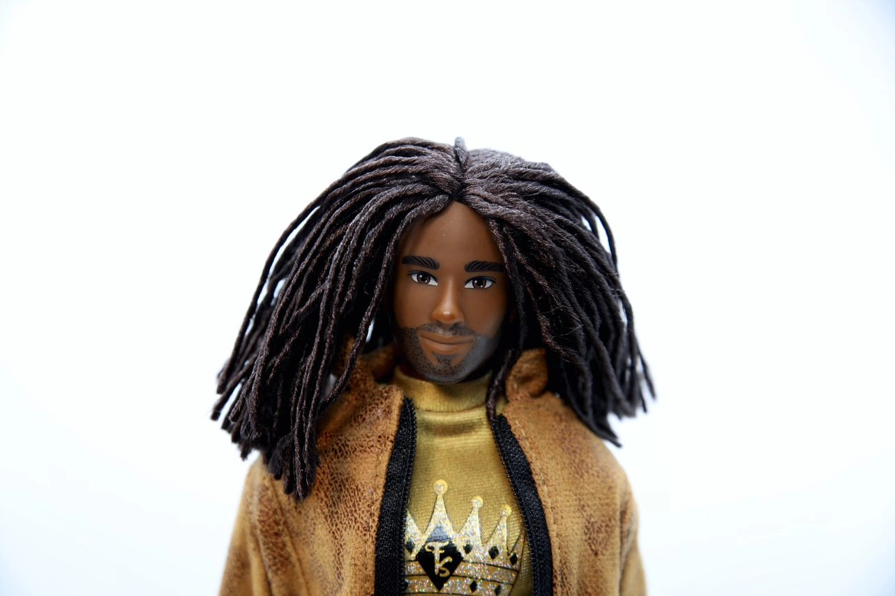 Fresh Squad Platinum Collection Miles Doll – 11.5-inch posable musician with stylish fashion and Fresh-Finity Locs™ hairstyle.