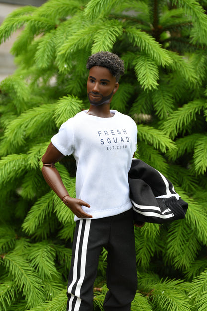 Fresh Squad Platinum Collection 12" Amari – Posable Artist Doll with Authentic Curls, Fashionable Outfit & Collectible Appeal